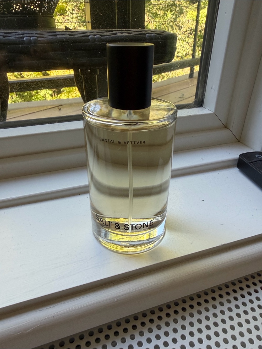Salt & Stone-Santal & Vetiver Body Mist 3.4 oz
